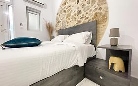 Studios 23